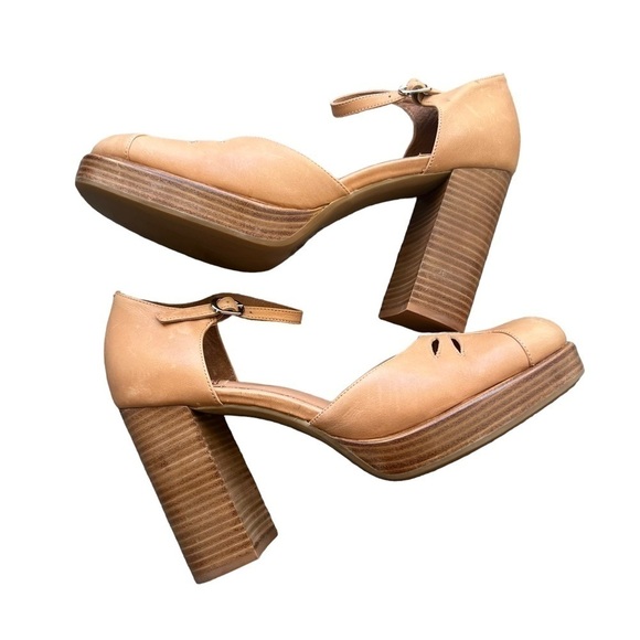 Jeffrey Campbell - Star Man Platform Retro MaryJane Pump Sz 9.5 - Picture 10 of 11